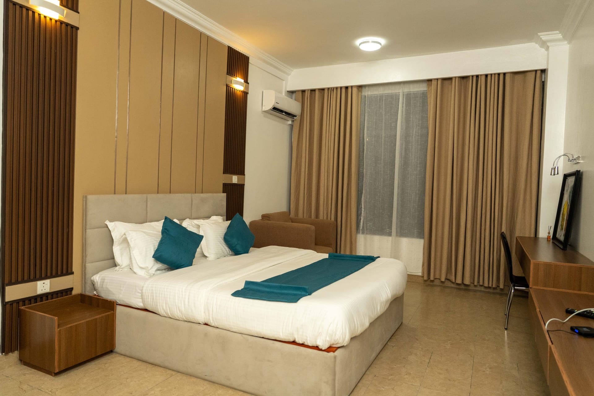 Diplomatic Suite view 5