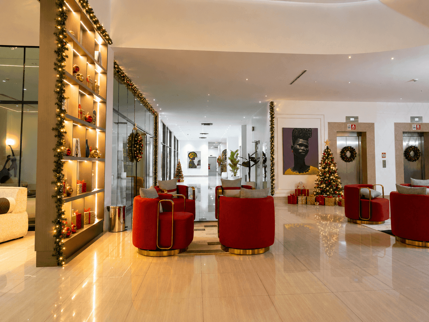 The Julirose lobby dressed for the festive season